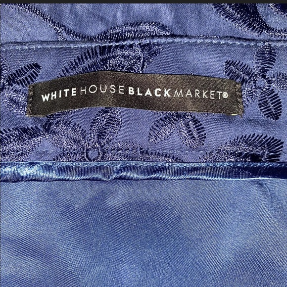 WHITE HOUSE BLACK MARKET Blue Short Embroidered 14 - Picture 9 of 13